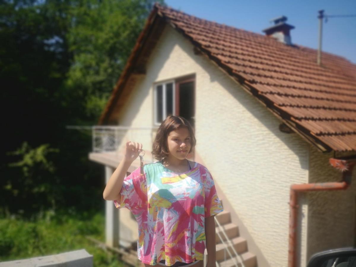 Small House In Celje Buitenkant foto